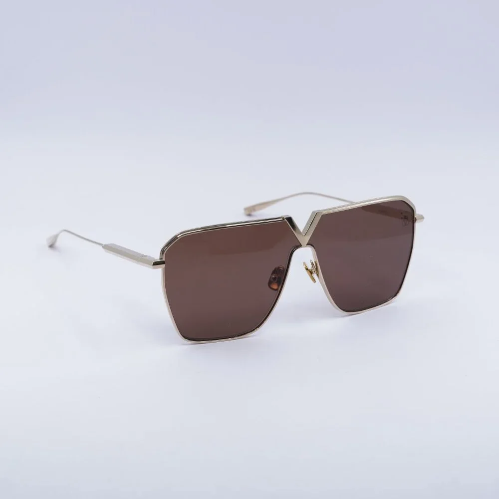 Valentino V-GOLDSHIELD VLS-137B Sunglasses Light Gold Shield Frame, Brown Lenses